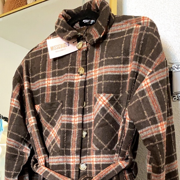 Maternity belted longline shacket - Picture 1 of 4